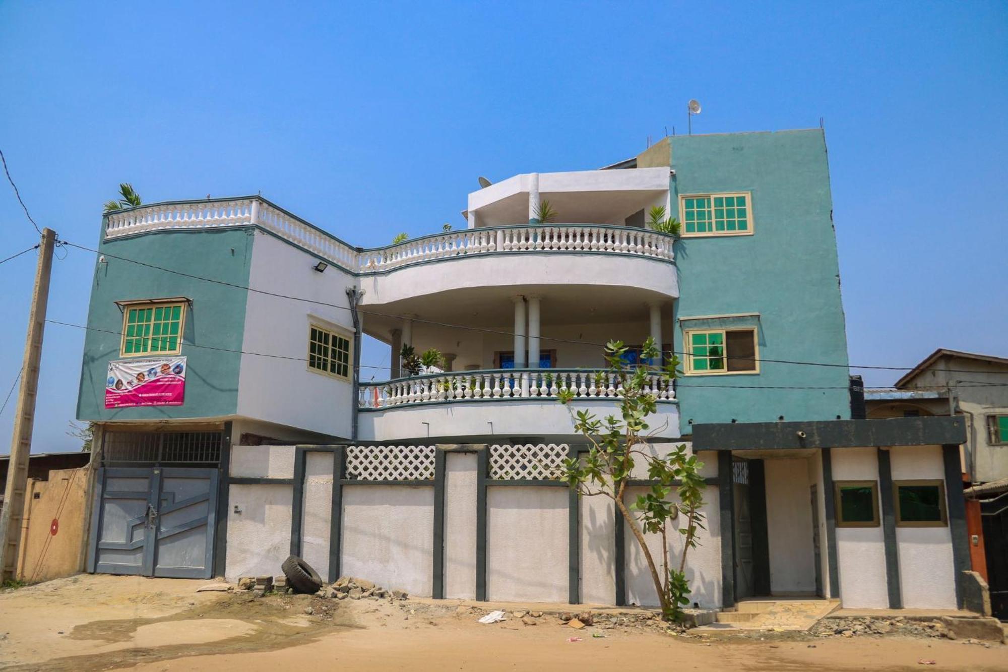 Alifa Guest1 Apartment Abomey-Calavi Exterior photo